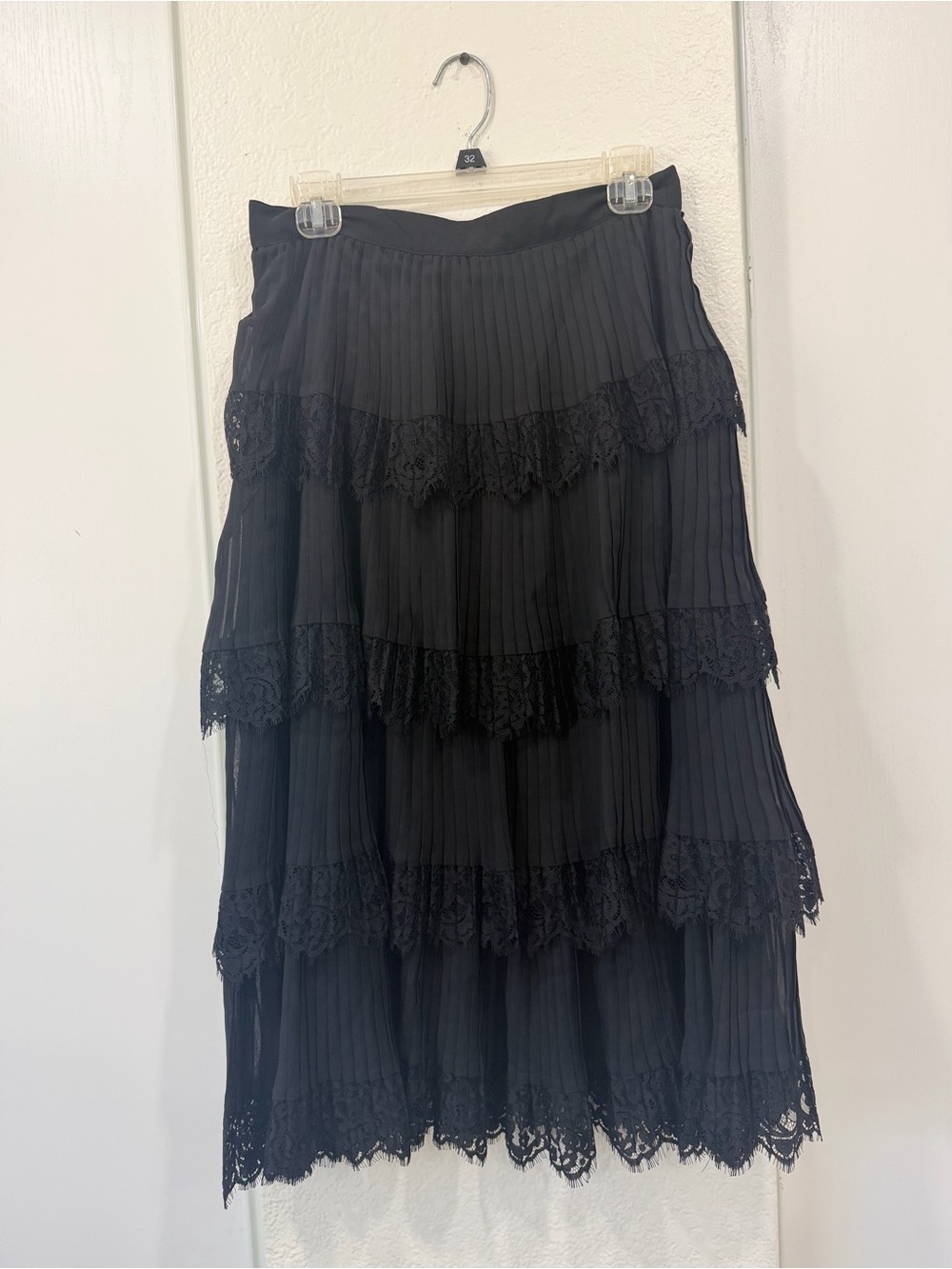 Rachel Parcell Black Tiered Lace Midi Skirt